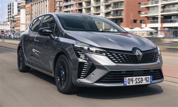 Clio 5 Automatique Base - Voiture à louer - Économique